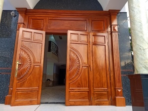 CỬA GỖ TỰ NHIÊN